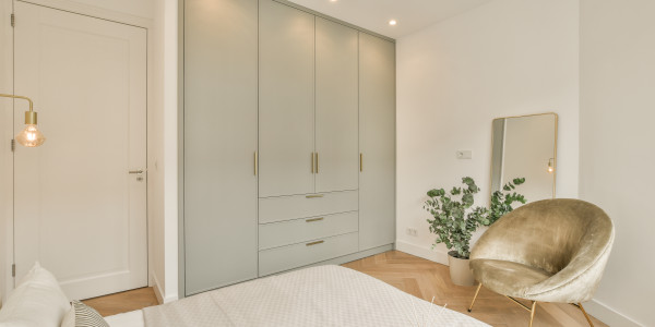 Comprar / Vender Apartamentos y Lofts en Navès · con Mobiliario y Carpintería a Medida
