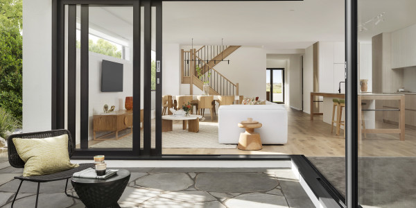 Comprar / Vender Casas Unifamiliares y Chalets en Berga · con Ventanas Insonorizadas y Aislantes