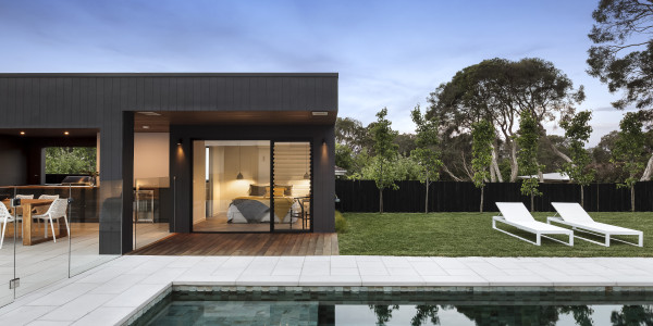 Inversores, Intermediarios, Agentes y Brokers Inmobiliarios en Saldes · Casas Diseño Minivalista